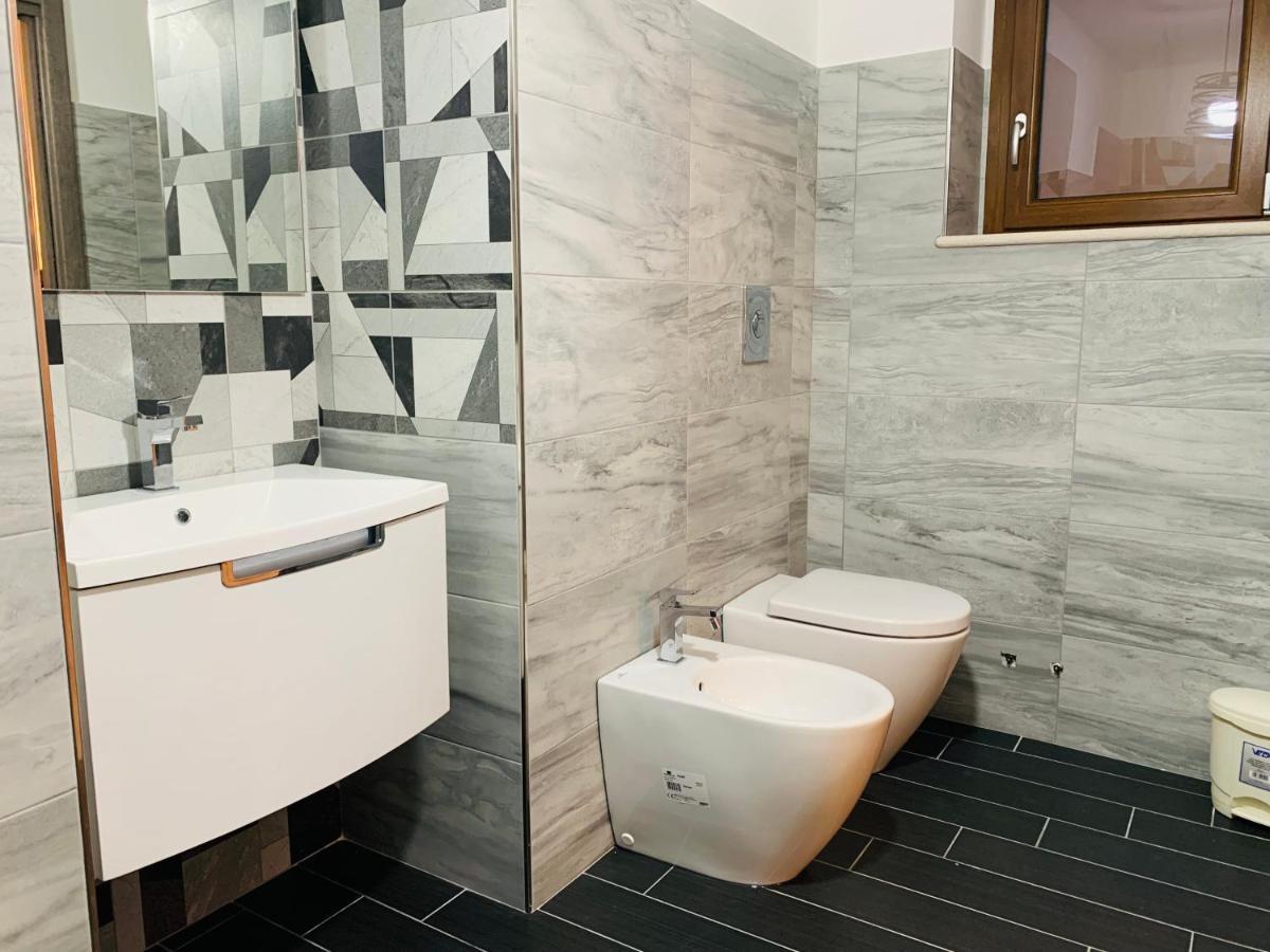 Prestige *Luxury Rooms & Appartment Монтеджордано Екстер'єр фото