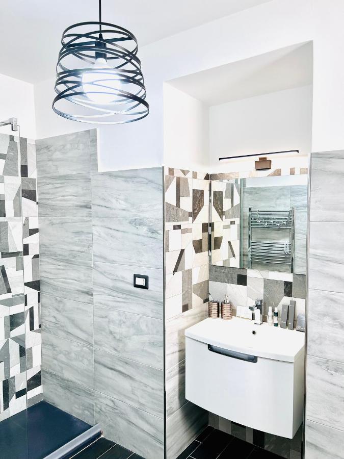 Prestige *Luxury Rooms & Appartment Монтеджордано Екстер'єр фото